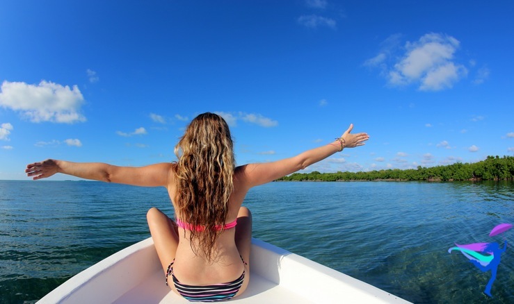 GoFish Belize boat