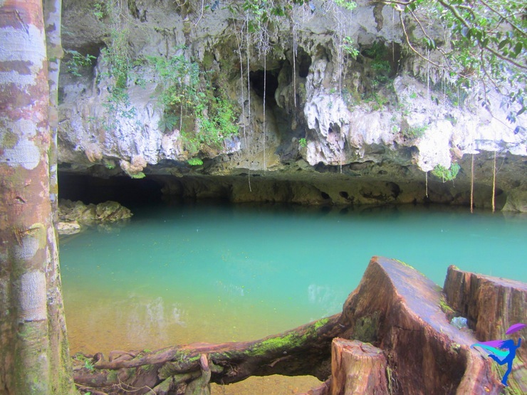 Belmopan, Belize Cave Tubing