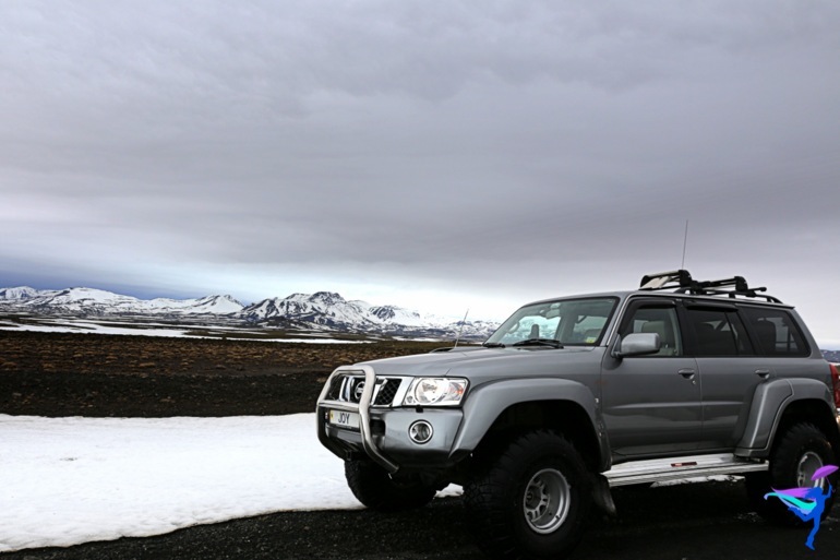 Winter Super-jeep Expedition tour Discover Iceland