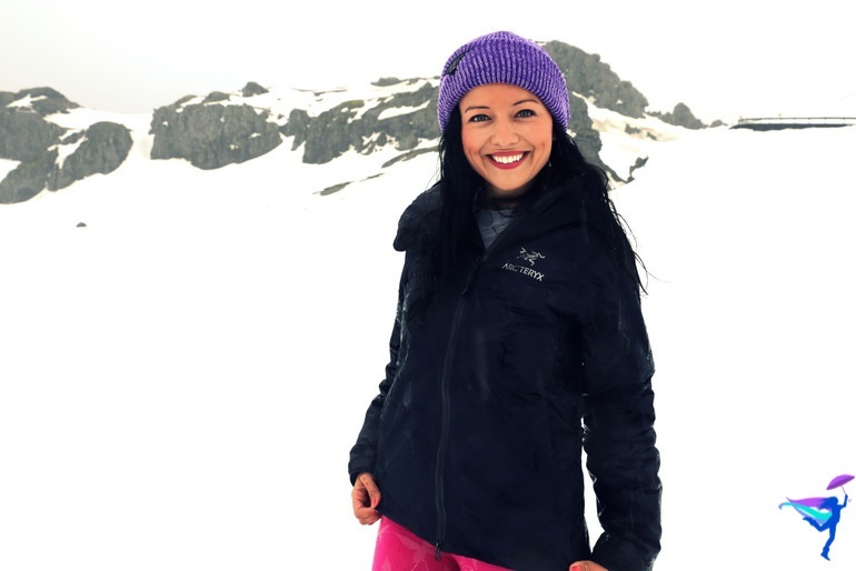 Winter Super-jeep Expedition tour Discover Iceland