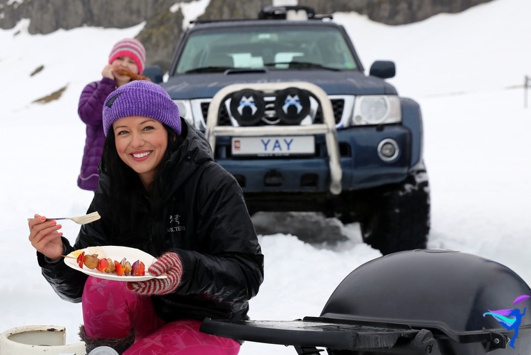 Winter Super-jeep Expedition tour Discover Iceland