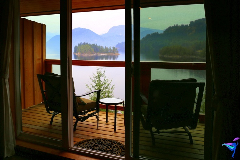 West Coast Wilderness Lodge Vacations Abroad Egmont, British Columbia room view