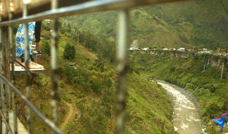 Bungee Jump Banos Geotours