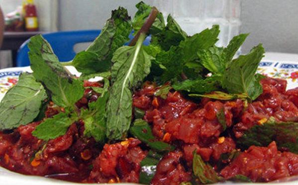 phuket-street-food-guide2-the-weirdest-things-you-can-eat